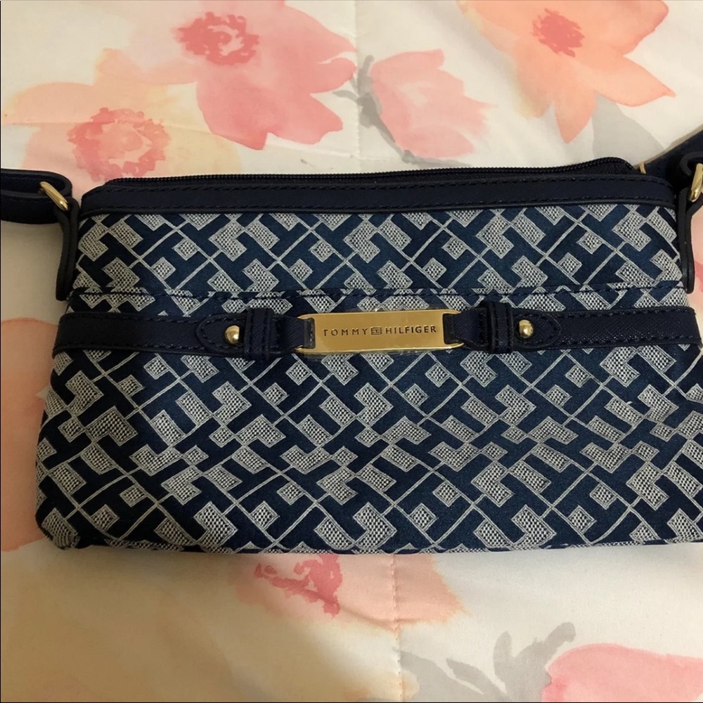 Tommy Hilfiger crossbody Handbag